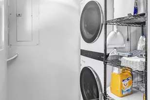 821 41st St, Sarasota, FL 34234 - Photo 35