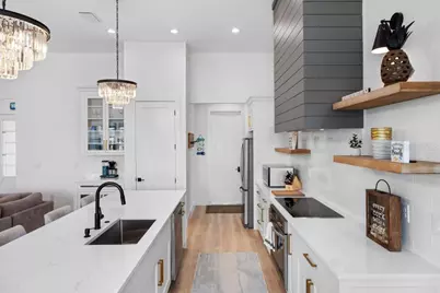 8125 Mossborger Avenue, North Port, FL 34287 - Photo 9