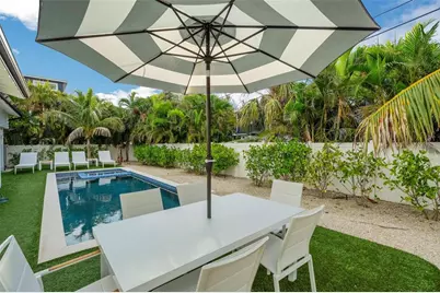 305 73rd Street, Holmes Beach, FL 34217 - Photo 29