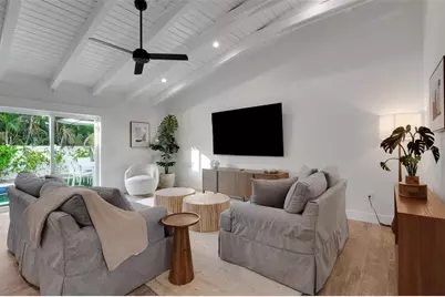 305 73rd Street, Holmes Beach, FL 34217 - Photo 33