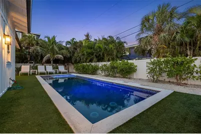 305 73rd Street, Holmes Beach, FL 34217 - Photo 9