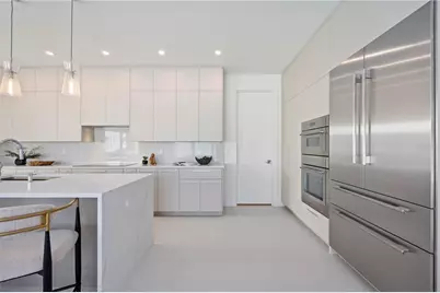 2590 Floyd Street, Sarasota, FL 34239 - Photo 15