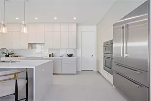 2590 Floyd St, Sarasota, FL 34239 - Photo 15