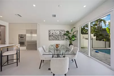 2590 Floyd Street, Sarasota, FL 34239 - Photo 11