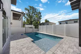 2590 Floyd St, Sarasota, FL 34239 - Photo 63