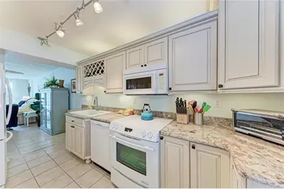 5200 Gulf Drive #107, Holmes Beach, FL 34217 - Photo 31