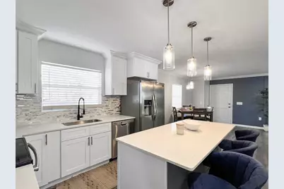 1008 37th Street W, Bradenton, FL 34205 - Photo 13
