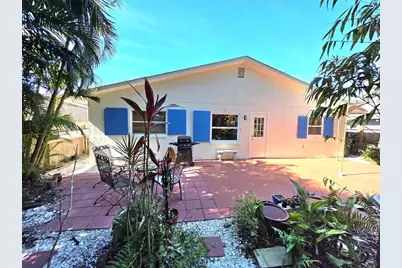 4527 Pike Avenue, Sarasota, FL 34233 - Photo 5