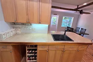 4527 Pike Ave, Sarasota, FL 34233 - Photo 15