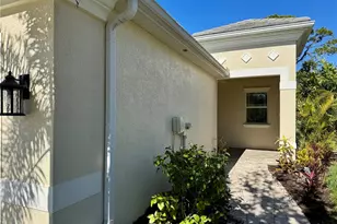 2921 Trustee Ave, Sarasota, FL 34243 - Photo 17