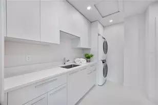 2596 Floyd St, Sarasota, FL 34239 - Photo 63