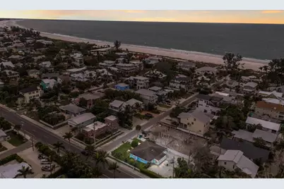 120 Maple Avenue, Anna Maria, FL 34216 - Photo 27