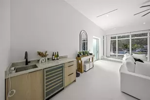 3500 Bay Shore Rd, Sarasota, FL 34234 - Photo 17