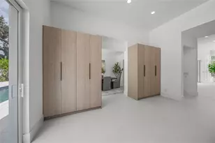 3500 Bay Shore Rd, Sarasota, FL 34234 - Photo 11