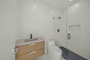 3500 Bay Shore Rd, Sarasota, FL 34234 - Photo 33