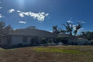 3908 Oak Grove Dr, Sarasota, FL 34243 - Photo 1