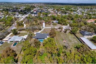 3908 Oak Grove Drive, Sarasota, FL 34243 - Photo 45