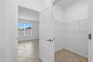 2607 Avolet Ct, Lakewood Ranch, FL 34211 - Photo 19