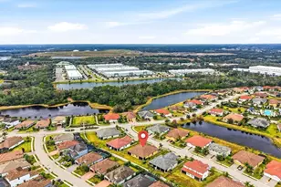 2607 Avolet Ct, Lakewood Ranch, FL 34211 - Photo 35