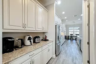 6006 Anise Dr, Sarasota, FL 34238 - Photo 15