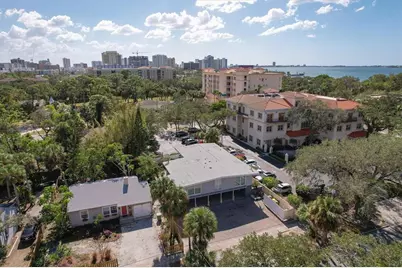 1236 13th Street, Sarasota, FL 34236 - Photo 3