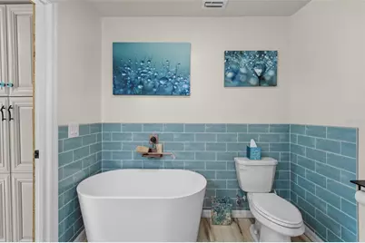 105 Tucker Avenue, Sarasota, FL 34232 - Photo 49