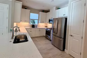 15680 Sacile LN, Bradenton, FL 34211 - Photo 9