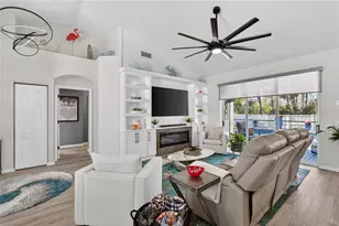 10433 Old Grove Cir, Bradenton, FL 34212 - Photo 13