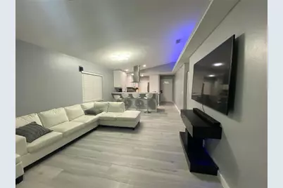 5242 Immo Court, Sarasota, FL 34233 - Photo 5