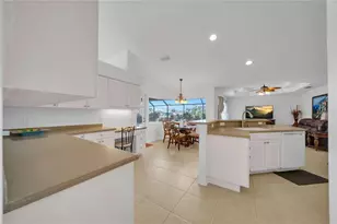 240 White Marsh Ln, Rotonda West, FL 33947 - Photo 11