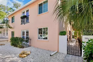 1516 Oak St, Sarasota, FL 34236 - Photo 3