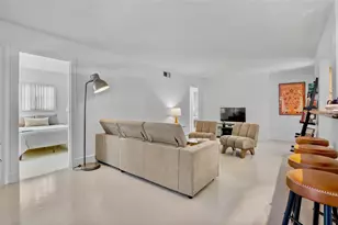 1516 Oak St, Sarasota, FL 34236 - Photo 13