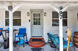 997 28th Ave Dr E, Bradenton, FL 34208 - Photo 3