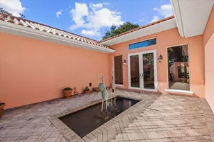 4939 Peregrine Point Way, Sarasota, FL 34231 - Photo 5