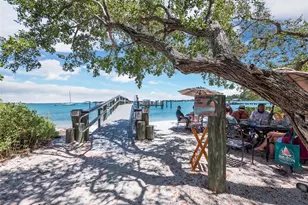 6901 Poinsetta Ave, Longboat Key, FL 34228 - Photo 27