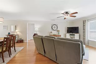 3908 Oakhurst Blvd, Sarasota, FL 34233 - Photo 5