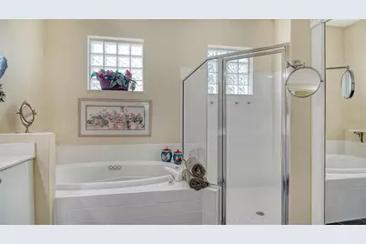 5270 Far Oak Circle, Sarasota, FL 34238 - Photo 21