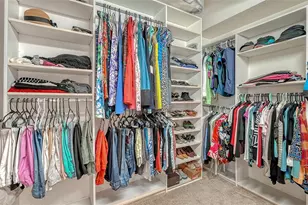 5270 Far Oak Cir, Sarasota, FL 34238 - Photo 19