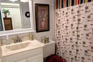 3562 Lake Bayshore Dr, Bradenton, FL 34205 - Photo 17