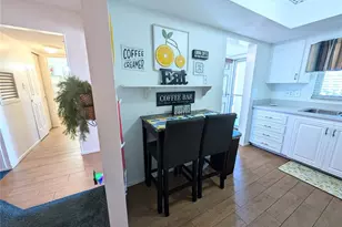 3562 Lake Bayshore Dr, Bradenton, FL 34205 - Photo 3