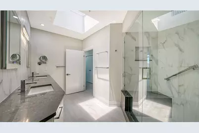 535 Sanctuary Drive #C807, Longboat Key, FL 34228 - Photo 35