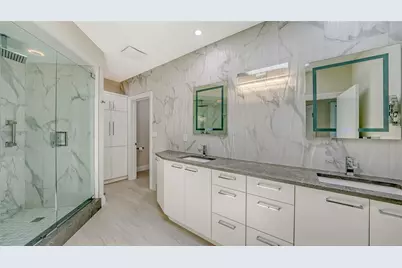 535 Sanctuary Drive #C807, Longboat Key, FL 34228 - Photo 33