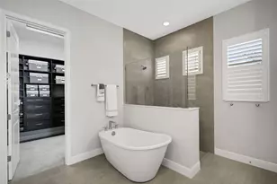 7909 Mainsail Ln, Sarasota, FL 34240 - Photo 33