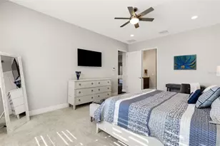 7909 Mainsail Ln, Sarasota, FL 34240 - Photo 31