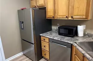 10414 Villa View Cir, Tampa, FL 33647 - Photo 15