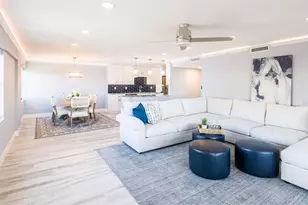 1750 Benjamin Franklin Dr, Sarasota, FL 34236 - Photo 9