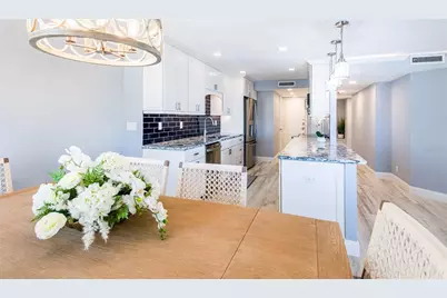 1750 Benjamin Franklin Drive #10G, Sarasota, FL 34236 - Photo 3