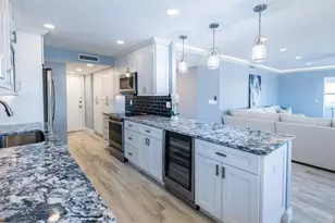 1750 Benjamin Franklin Dr, Sarasota, FL 34236 - Photo 9