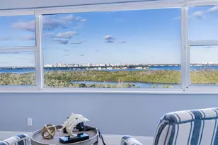 1750 Benjamin Franklin Dr, Sarasota, FL 34236 - Photo 11