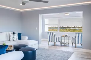 1750 Benjamin Franklin Dr, Sarasota, FL 34236 - Photo 9